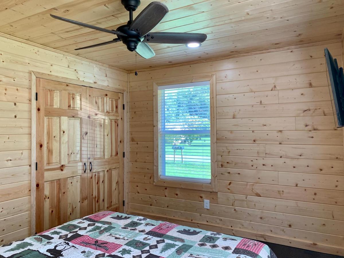 The Brick House: Brand New! 3 Bedroom Home With Private Driveway Pigeon Forge Extérieur photo